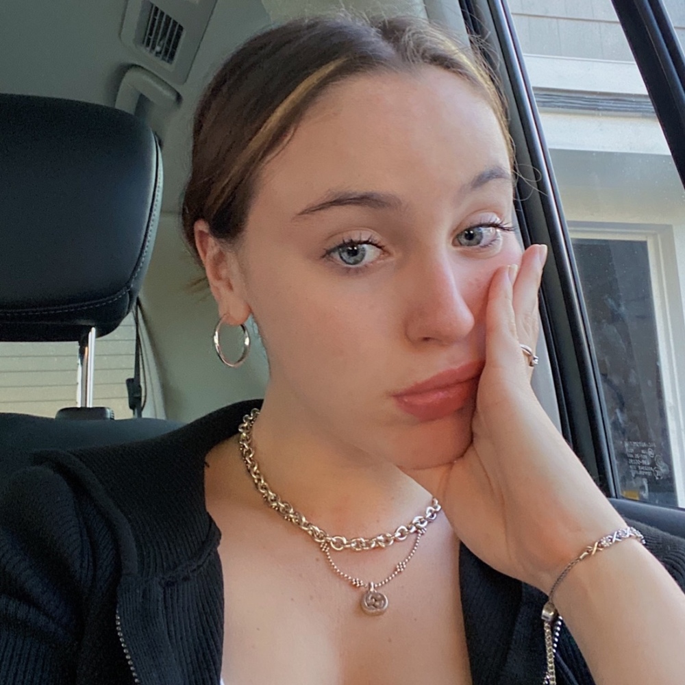 Meet your Posher, Dani